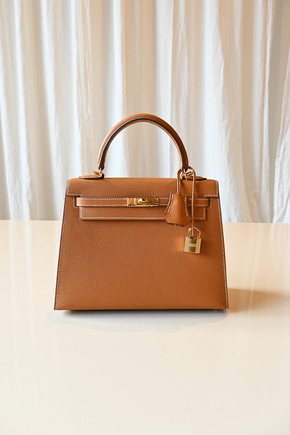 Hermès Kelly 25 Sellier Gold GHW